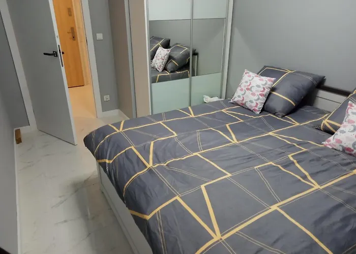 Penthouse Views Odra And Center Apartman *